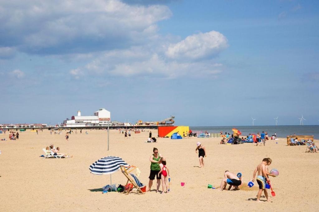 The Lyndhurst Guest House Great Yarmouth Zewnętrze zdjęcie
