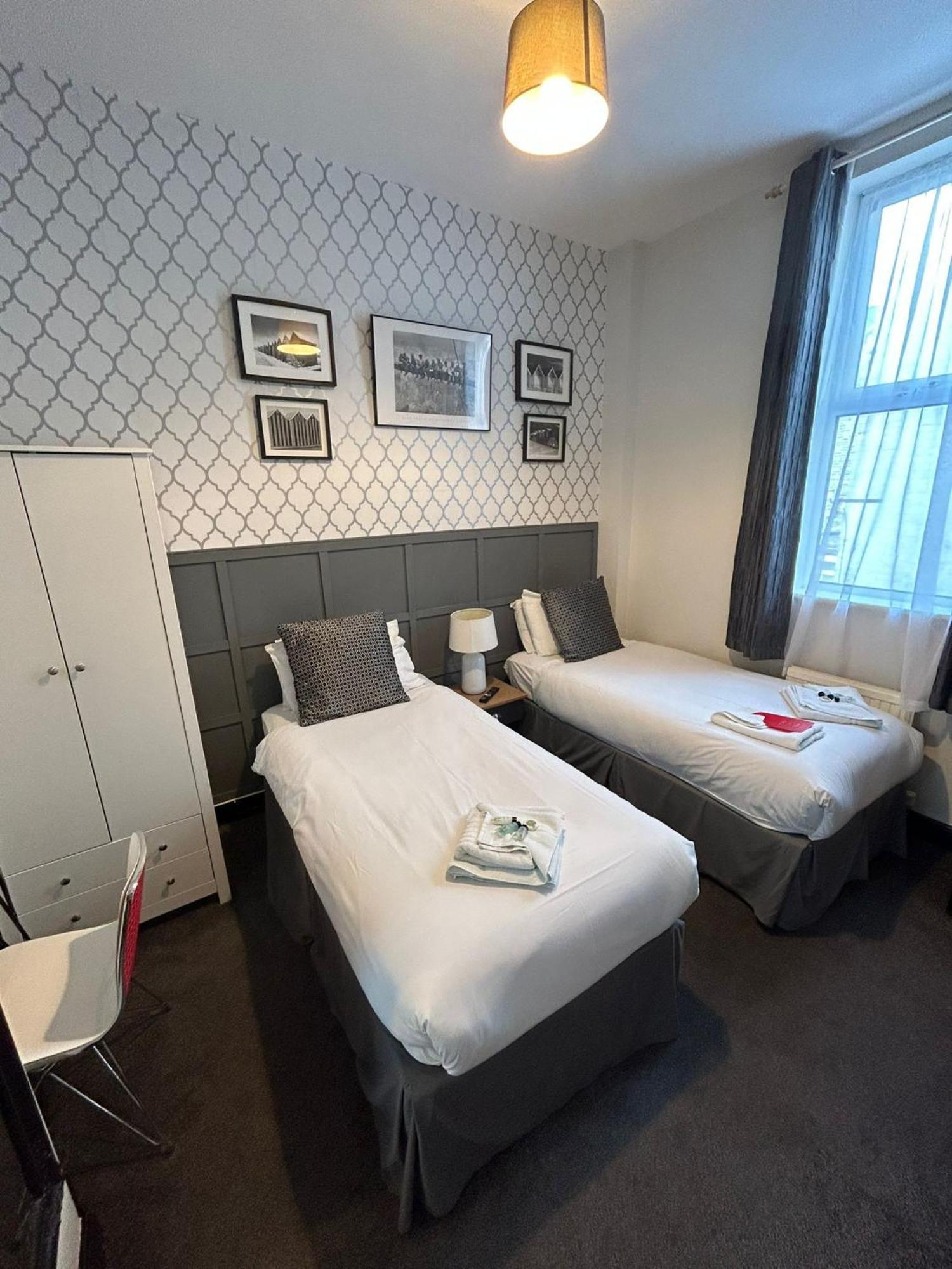 The Lyndhurst Guest House Great Yarmouth Zewnętrze zdjęcie