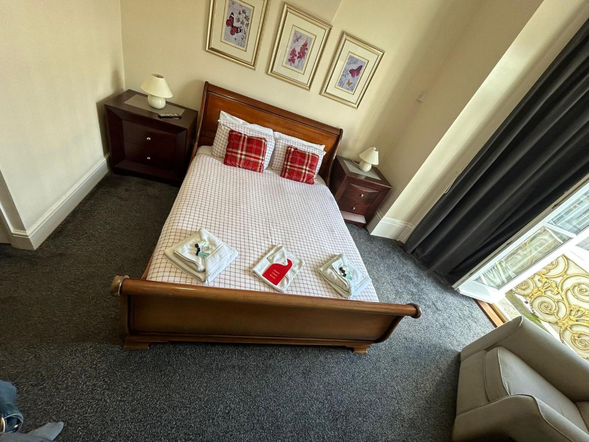 The Lyndhurst Guest House Great Yarmouth Zewnętrze zdjęcie